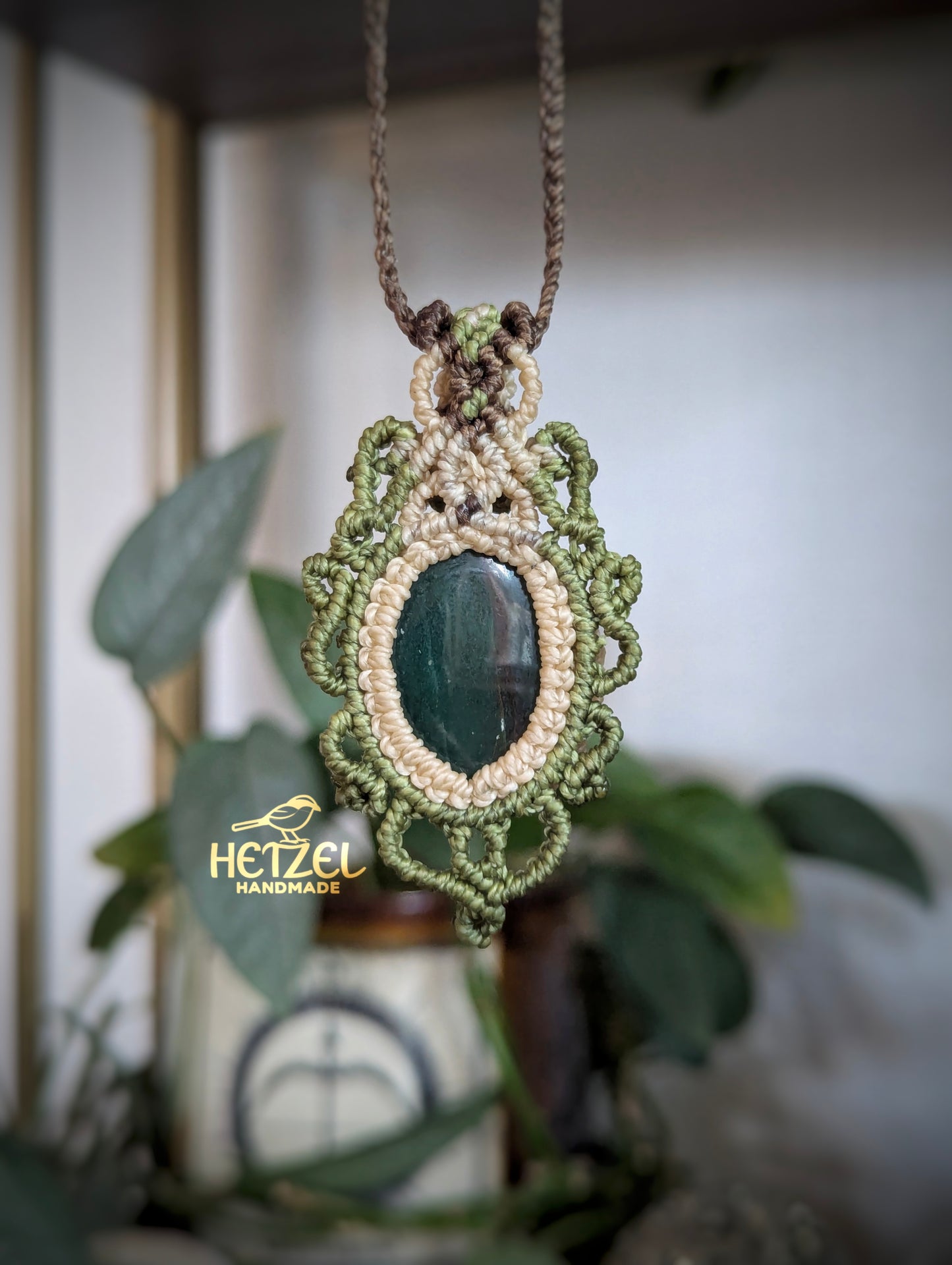 Mosslight Ward – Aventurine Micromacrame Pendant Necklace