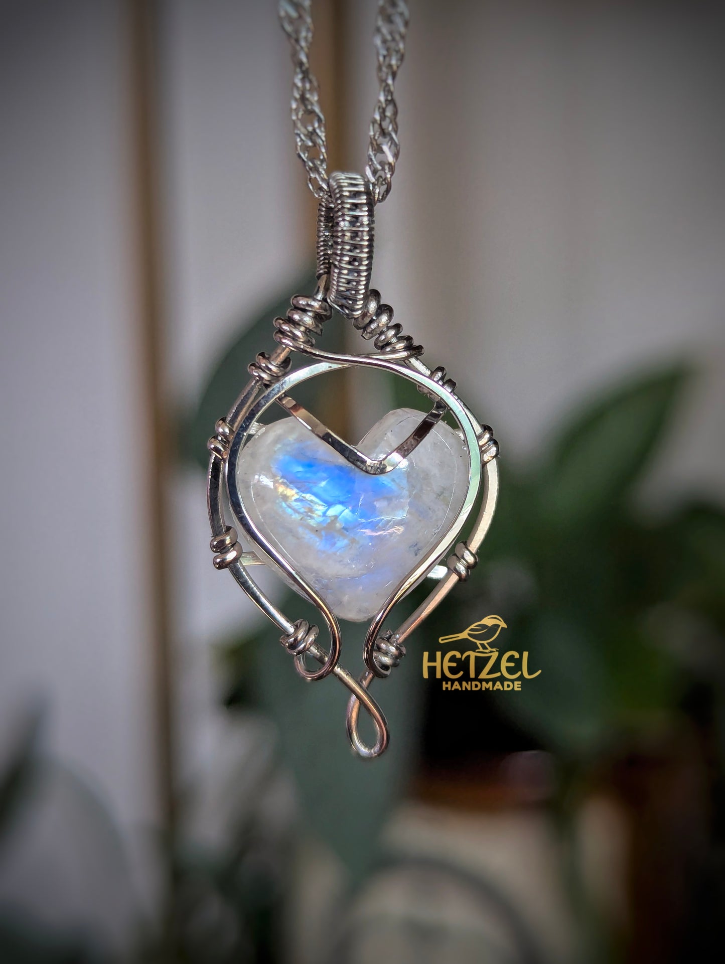 Deepcurrent – Rainbow Moonstone Wire Wrapped Heart Pendant Necklace