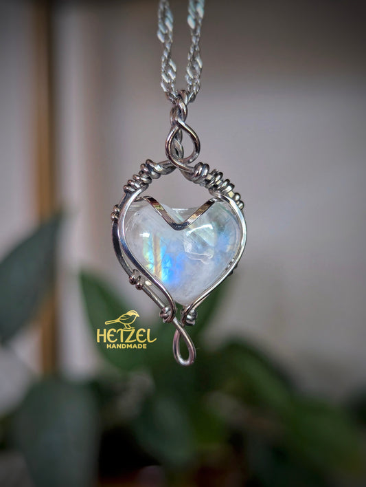 Duskgold – Rainbow Moonstone Wire Wrapped Heart Pendant Necklace
